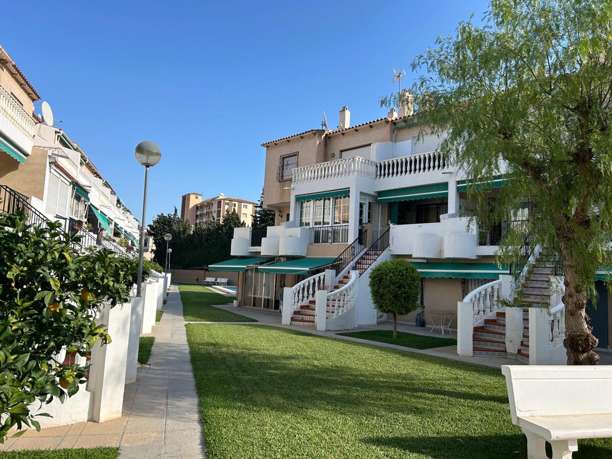 Bungalow "Sol y Mar II" El Campello Bagian luar foto
